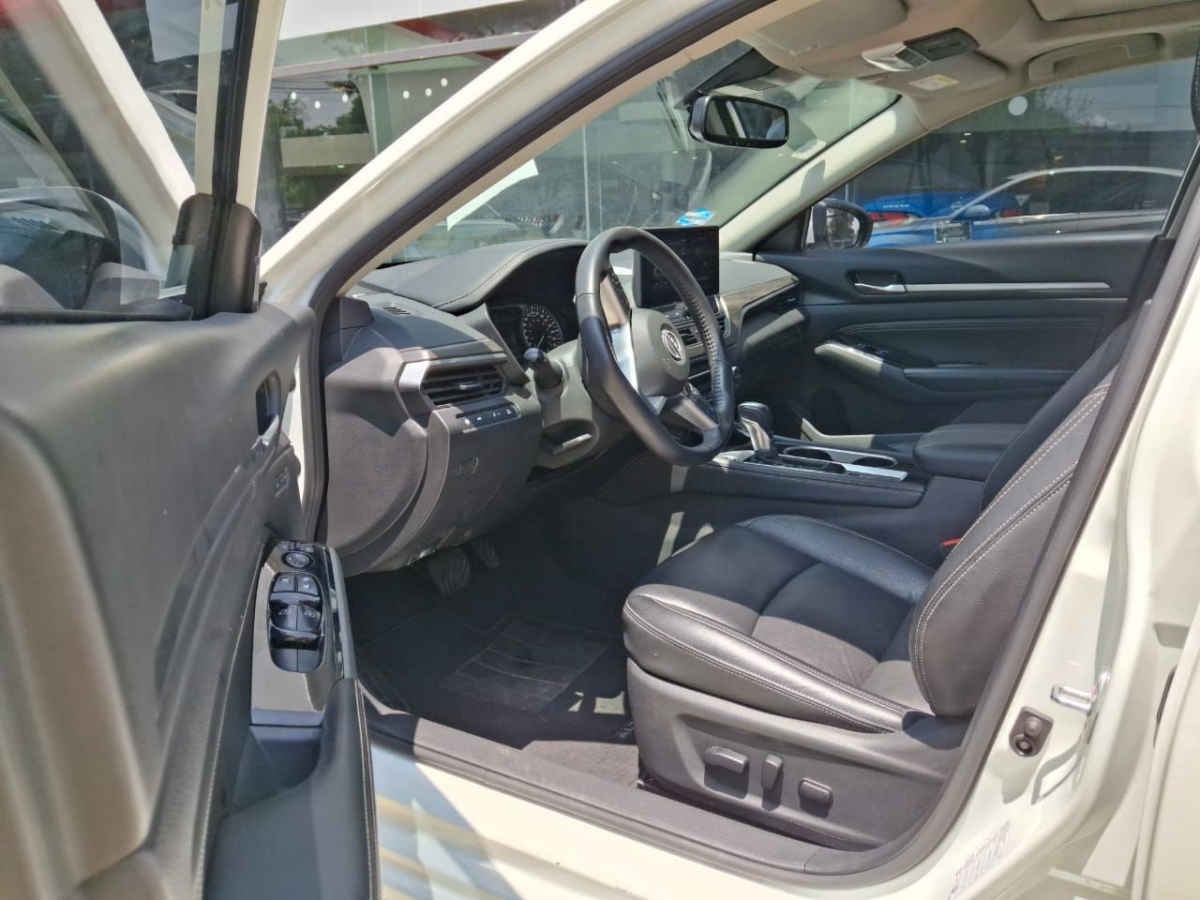 2023 Nissan Altima 4p Exclusive L4/2.0/T Aut