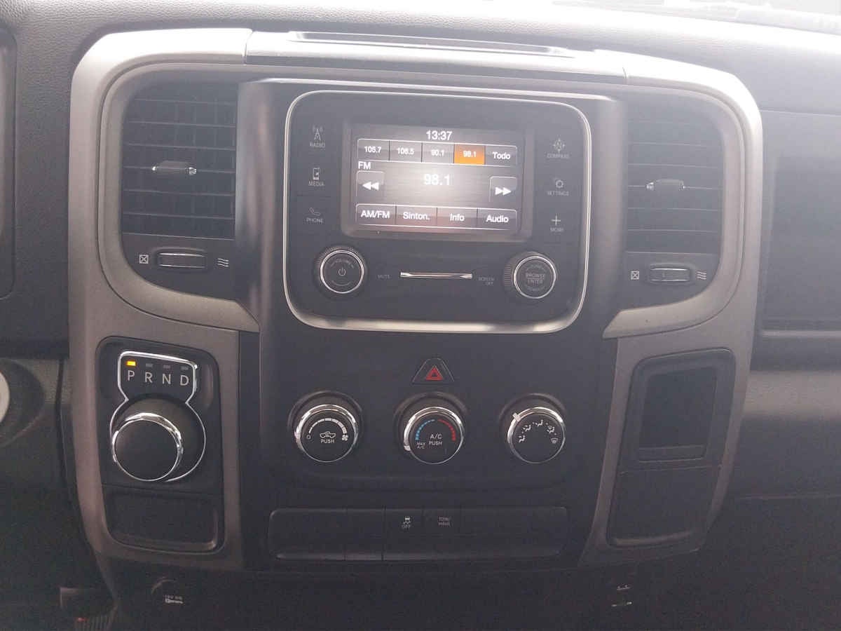 2021 RAM Ram 1500 2p ST Reg Cab V6/3.6 Aut 4x2