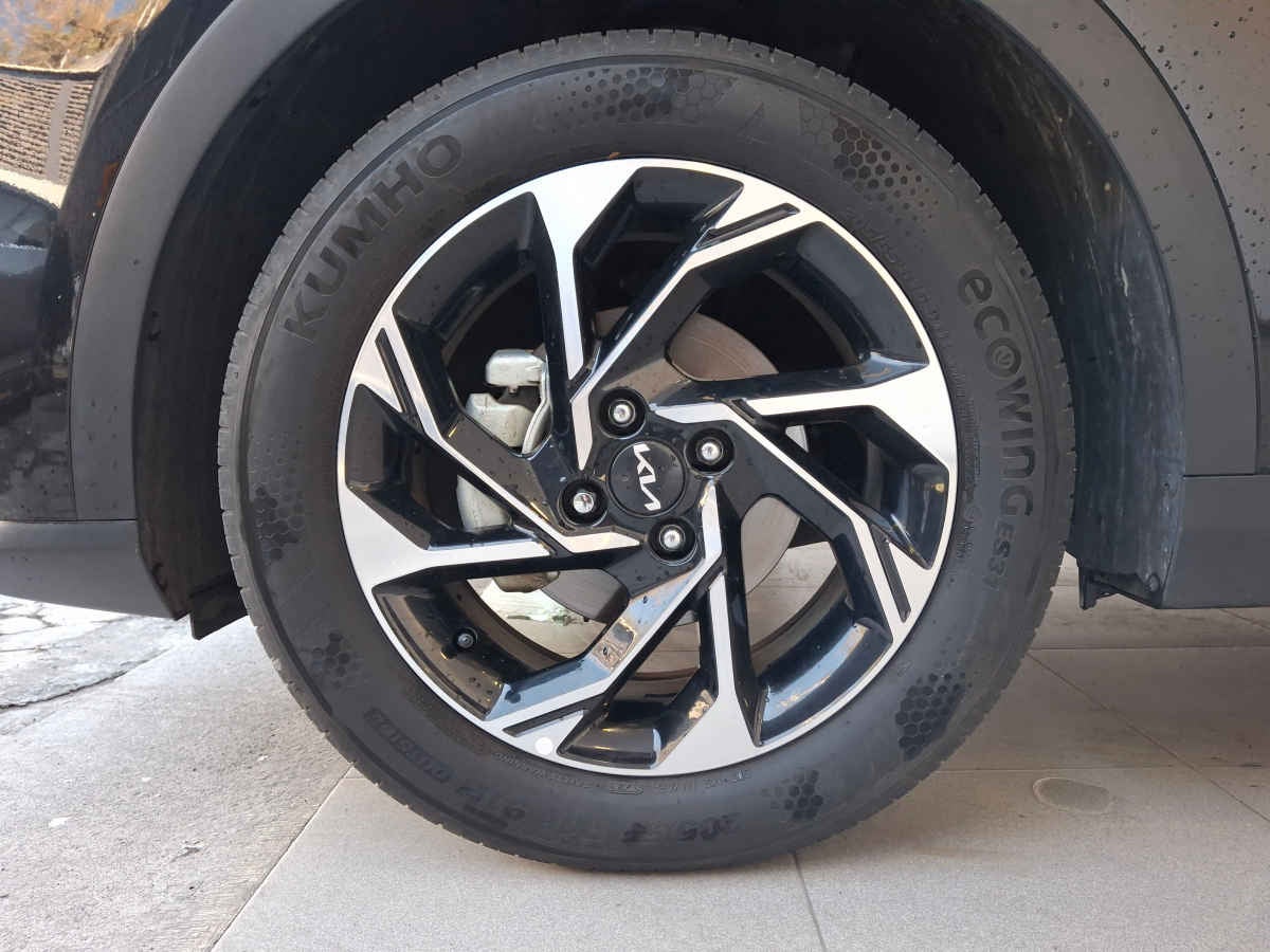 2024 Kia K3 4p EX L4/1.6 Man