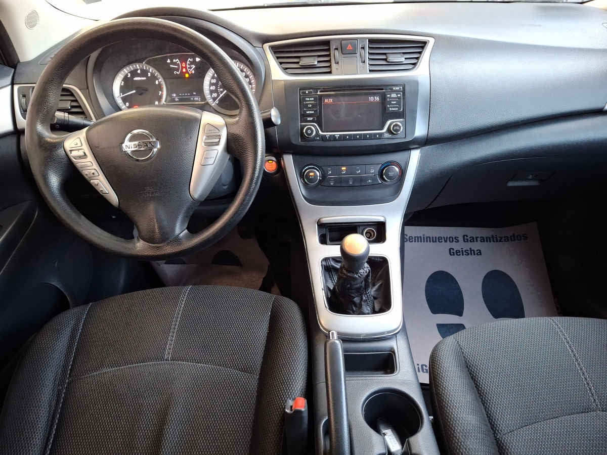 2016 Nissan Sentra 4p Advance L4/1.8 Man