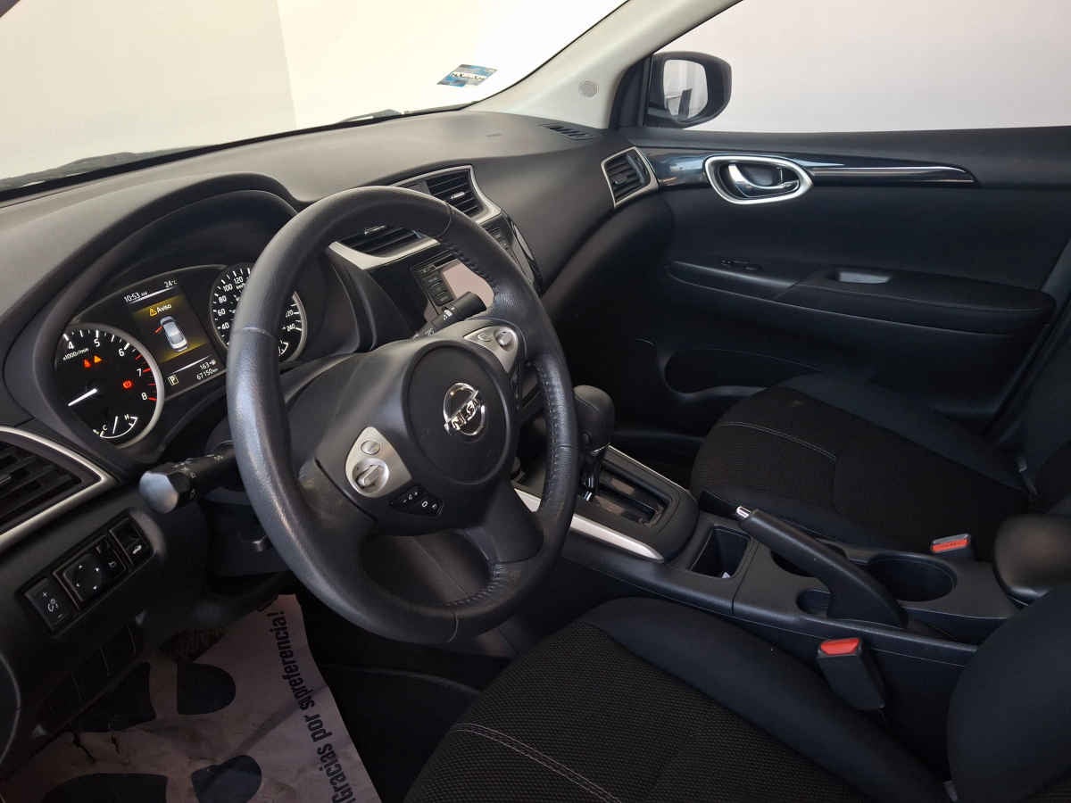 2017 Nissan Sentra 4p Advance L4/1.8 Man