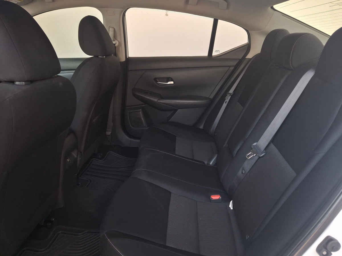 2020 Nissan Sentra 4p Advance L4/2.0 Aut