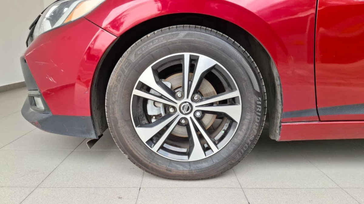 2023 Nissan Sentra 4p Advance L4/2.0 Man