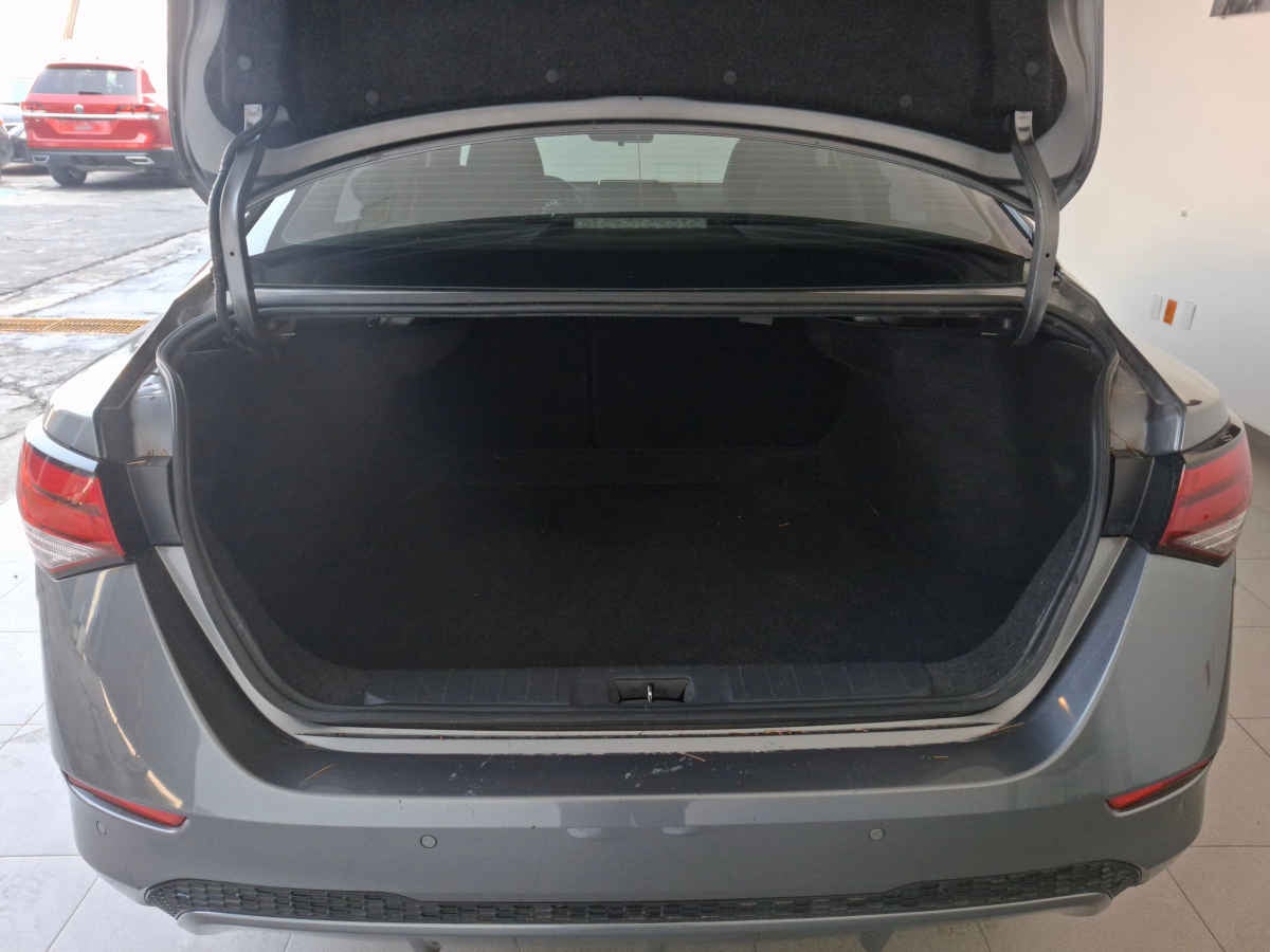 2023 Nissan Sentra 4p Advance L4/2.0 Man