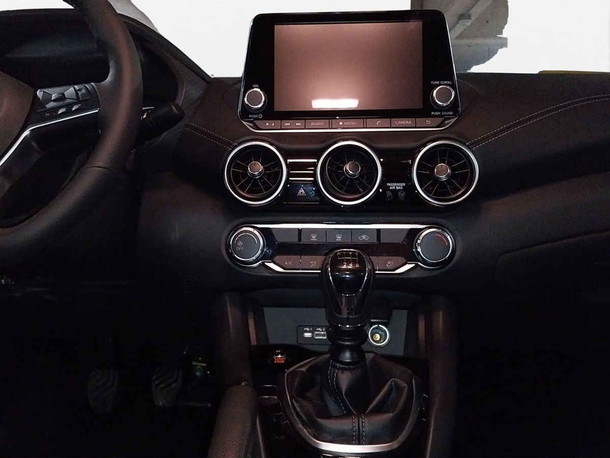 2025 Nissan Sentra 4p Advance L4/2.0 Man