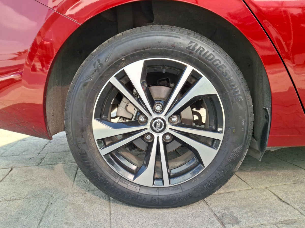 2023 Nissan Sentra 4p Advance L4/2.0 Man