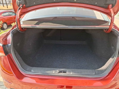 2023 Nissan Sentra 4p Advance L4/2.0 Man