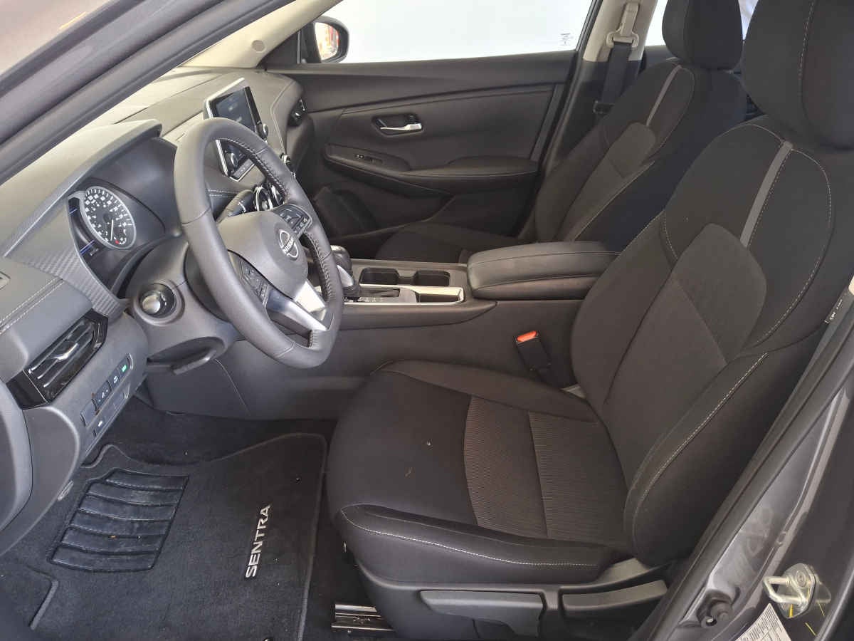 2025 Nissan Sentra 4p Advance L4/2.0 Aut