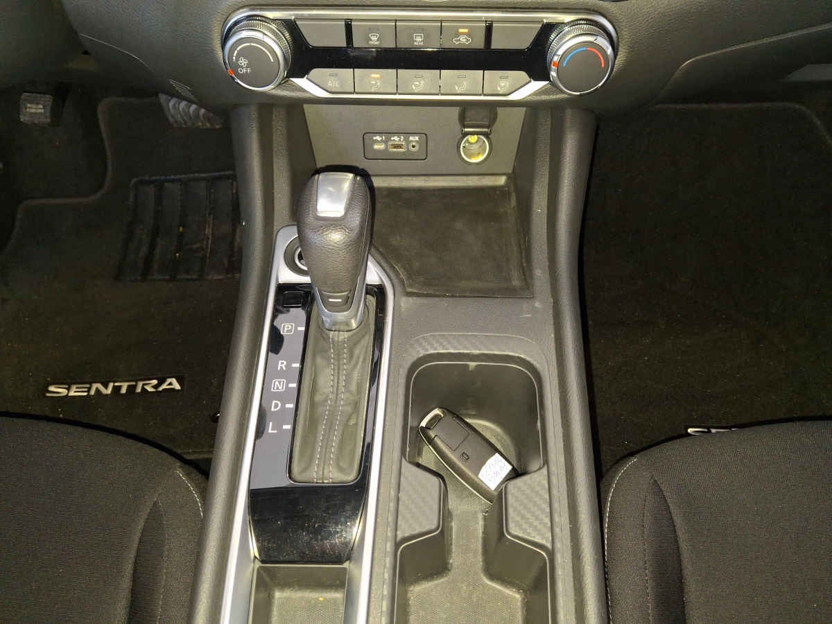 2025 Nissan Sentra 4p Advance L4/2.0 Aut