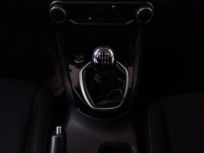 2025 Nissan Sentra 4p Advance L4/2.0 Man