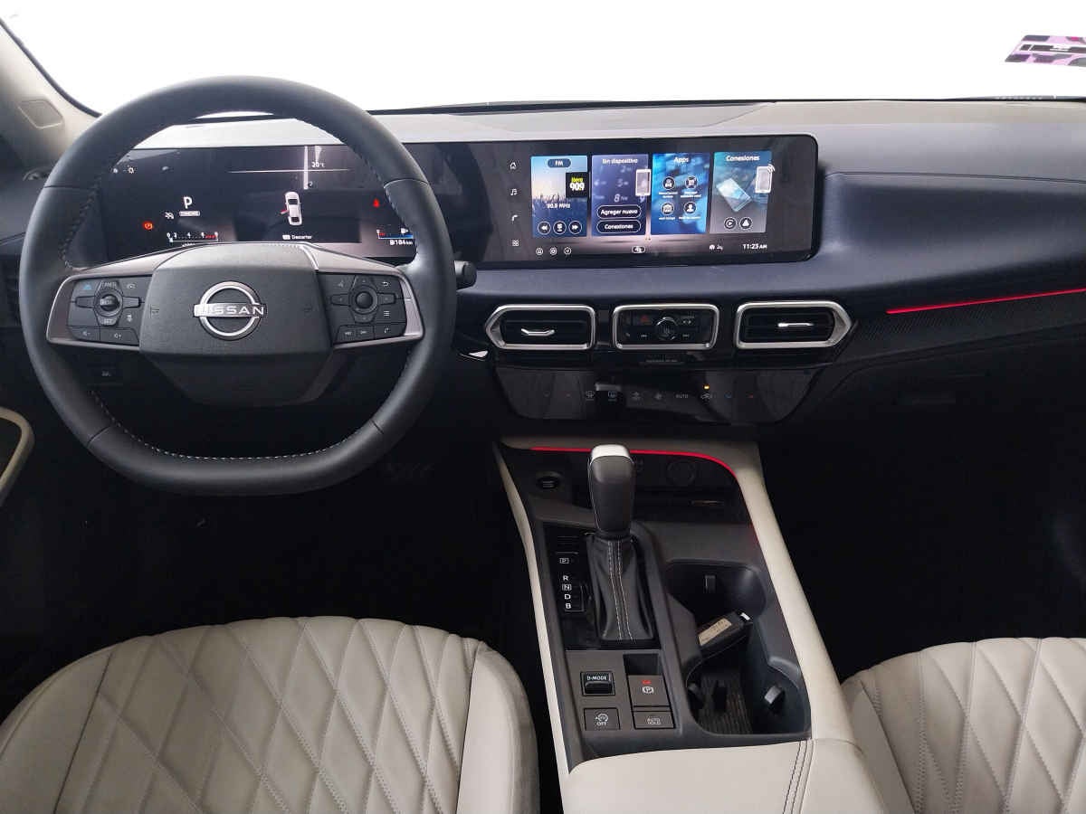 2026 Nissan Sentra 4p SR Platinum L4/2.0 Aut