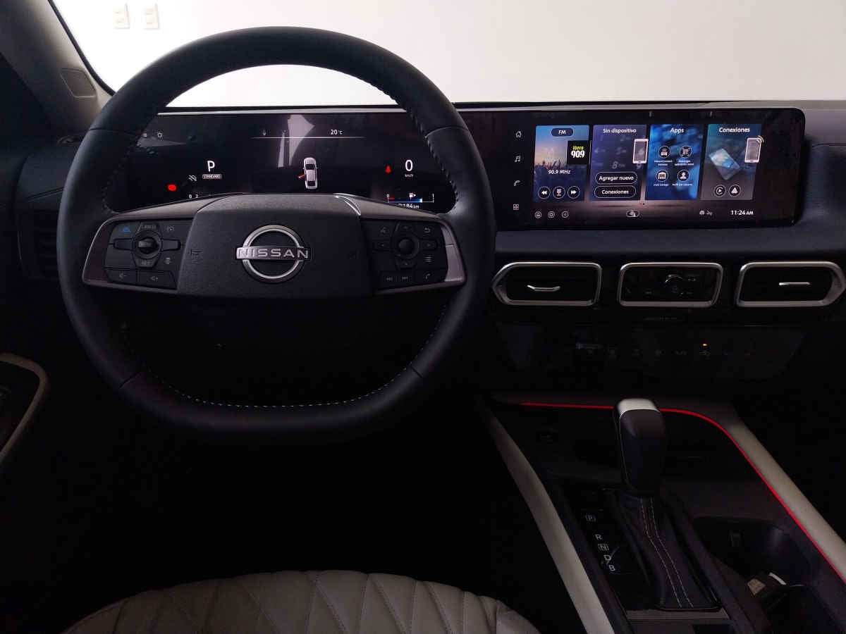 2026 Nissan Sentra 4p SR Platinum L4/2.0 Aut