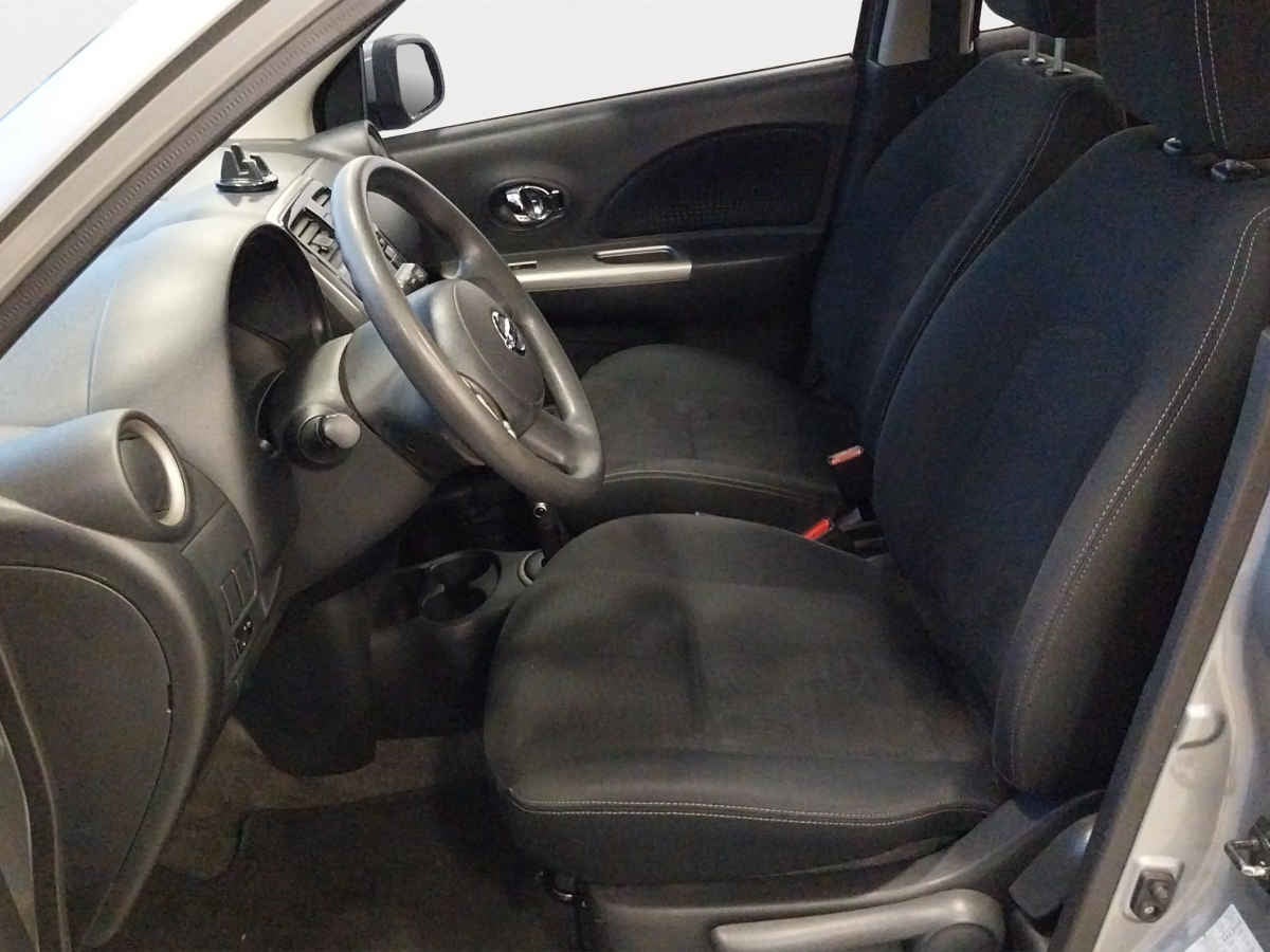 2016 Nissan March 5p Advance L4/1.6 Aut