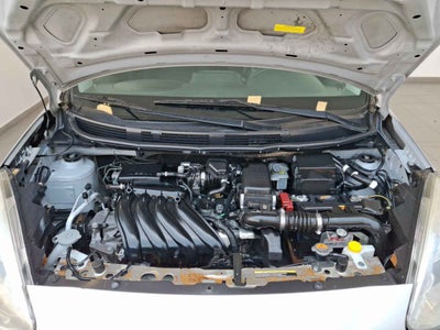 2014 Nissan March 5p Advance L4/1.6 Man