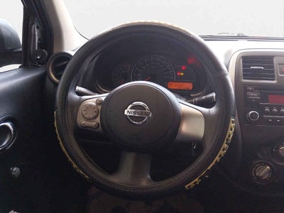 2016 Nissan March 5p Sense L4/1.6 Aut