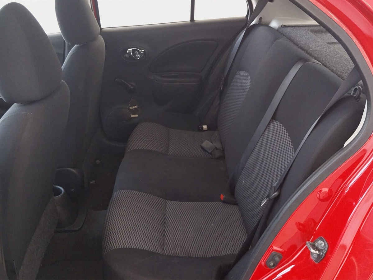 2015 Nissan March 5p Sense L4/1.6 Man