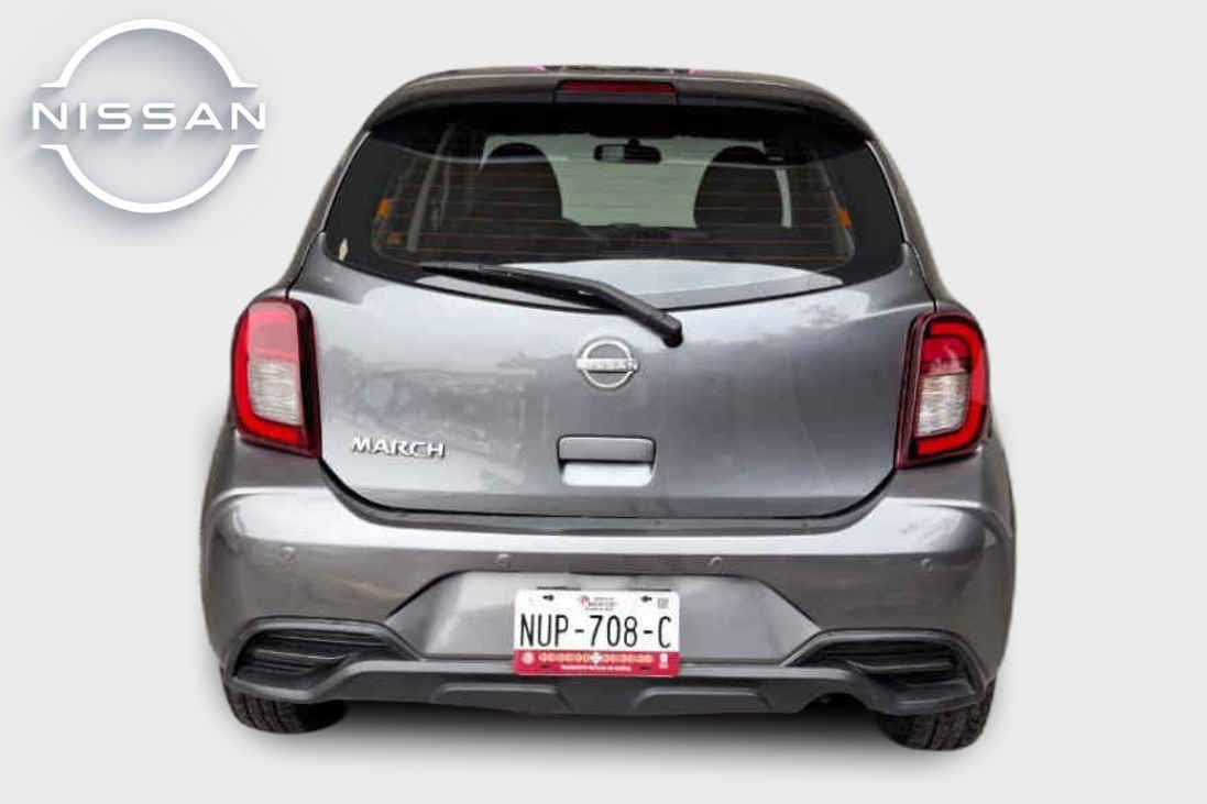 2022 Nissan March 5p Advance L4/1.6 Man