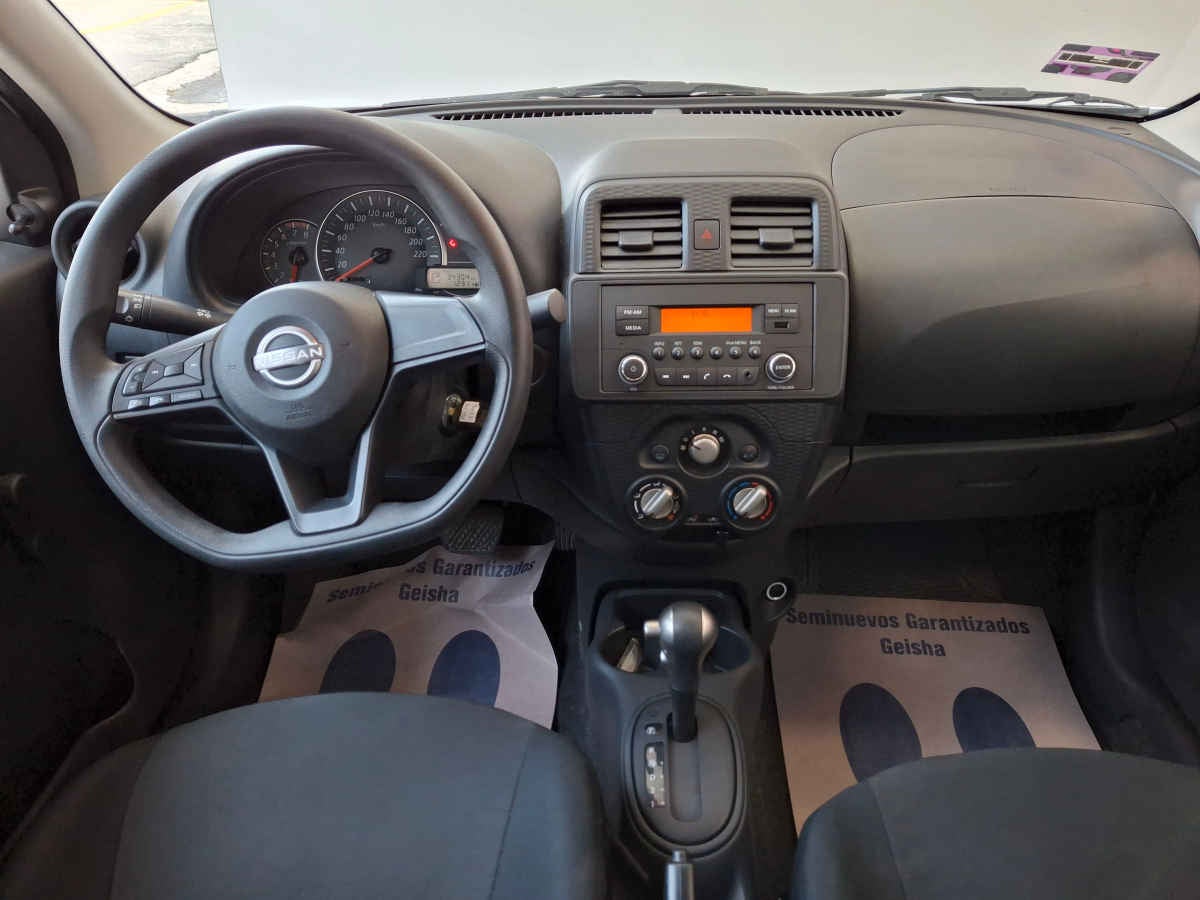 2025 Nissan March 5p Sense L4/1.6 Aut