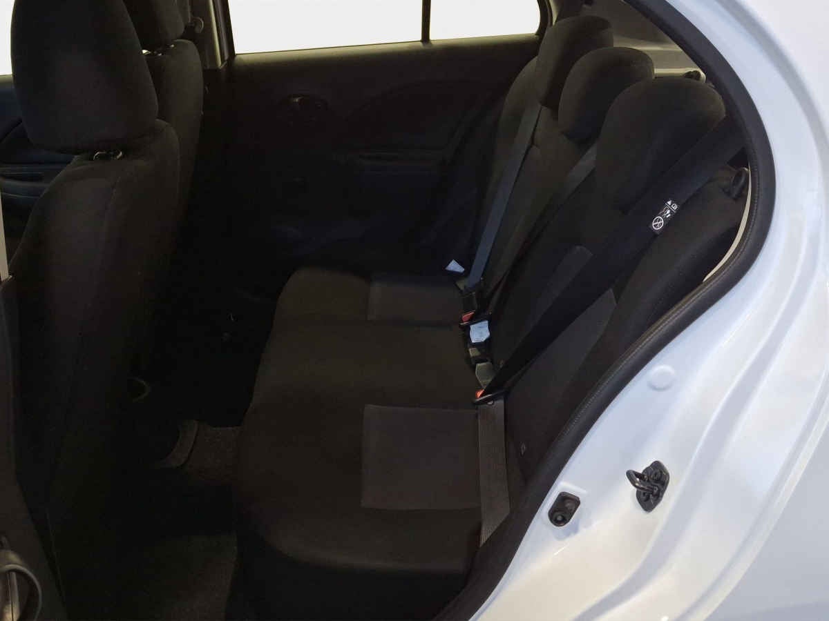 2025 Nissan March 5p Sense L4/1.6 Aut