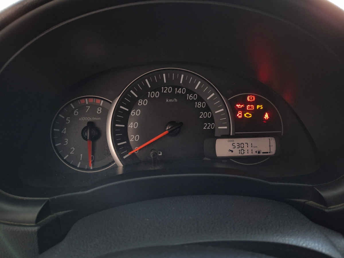 2022 Nissan March 5p Exclusive L4/1.6 Man