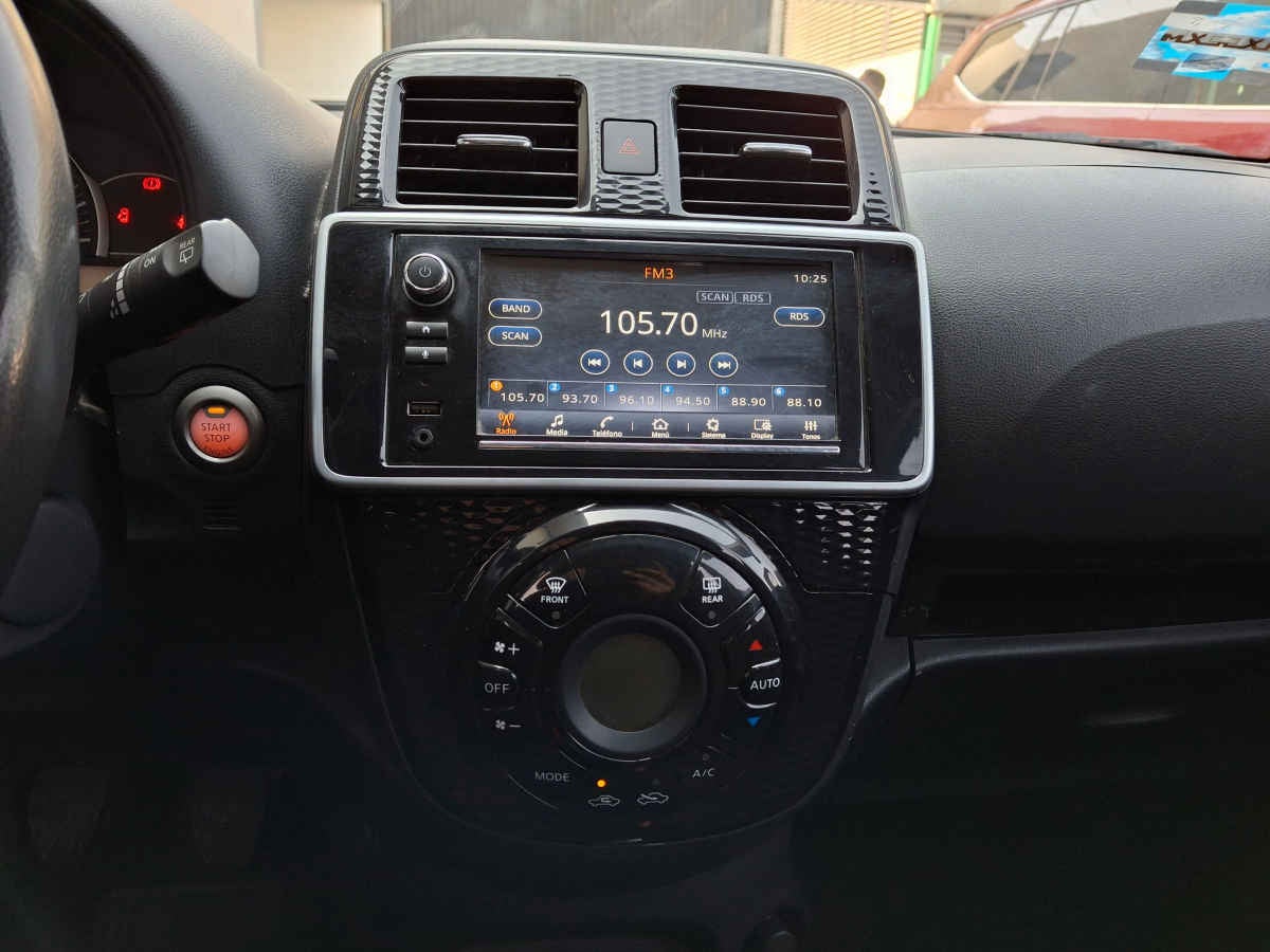 2022 Nissan March 5p Exclusive L4/1.6 Man