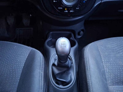 2022 Nissan March 5p Exclusive L4/1.6 Man