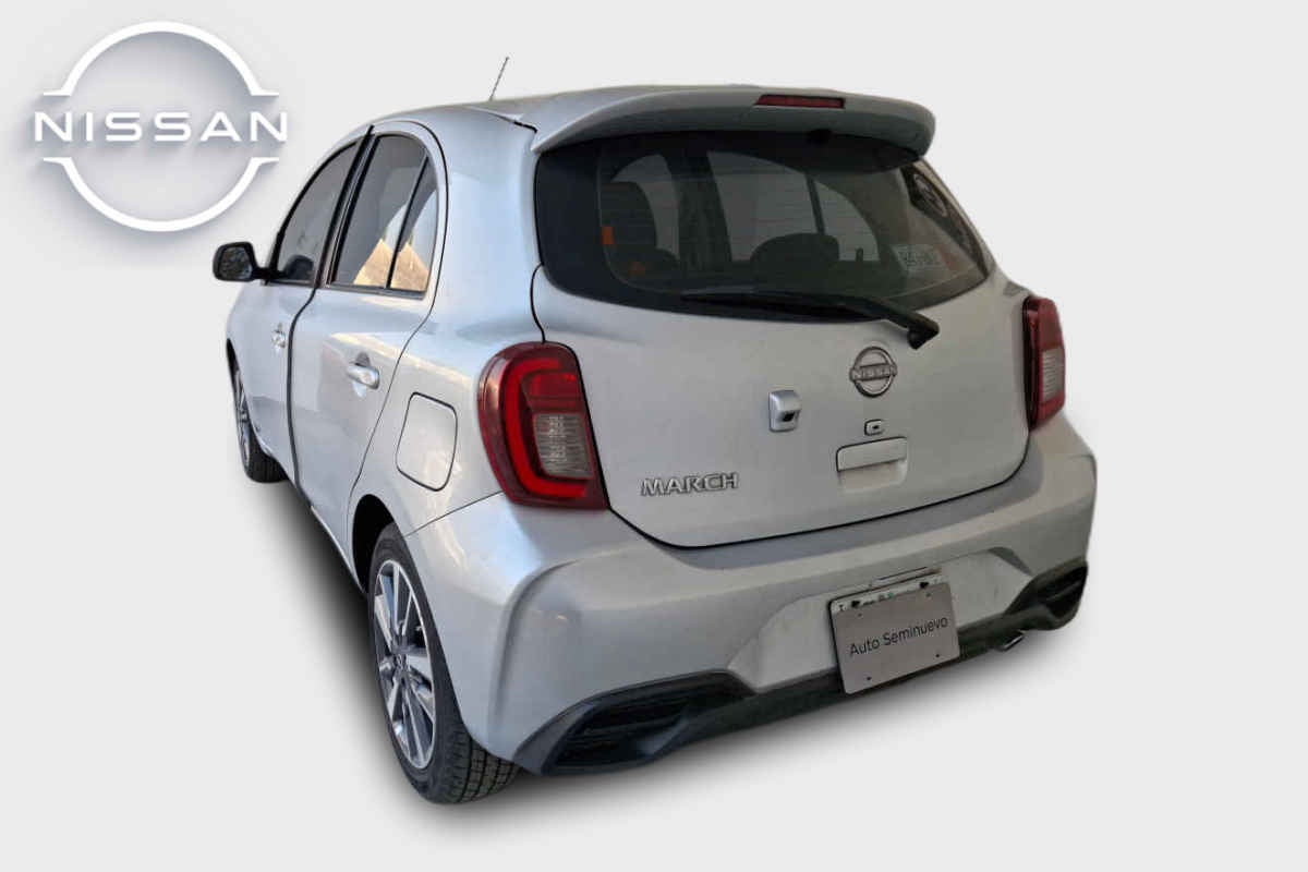 2022 Nissan March 5p Exclusive L4/1.6 Man