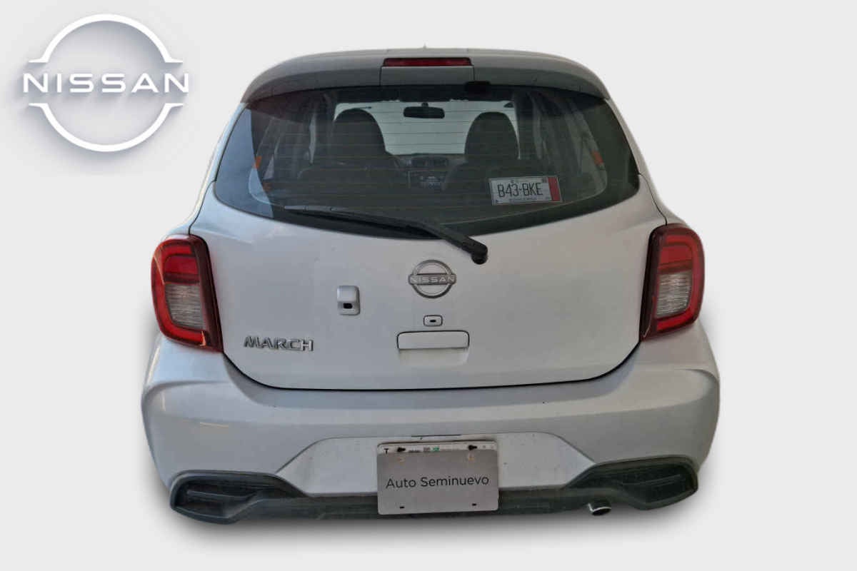 2022 Nissan March 5p Exclusive L4/1.6 Man