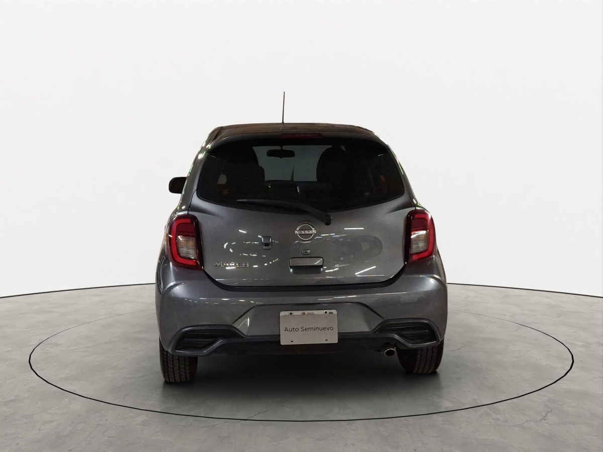 2024 Nissan March 5p Exclusive L4/1.6 Man
