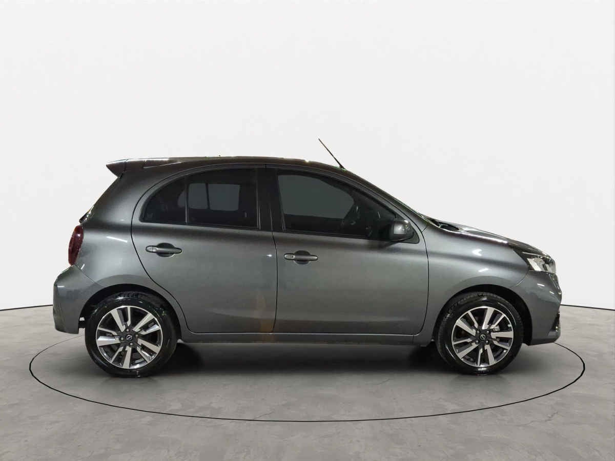 2024 Nissan March 5p Exclusive L4/1.6 Man