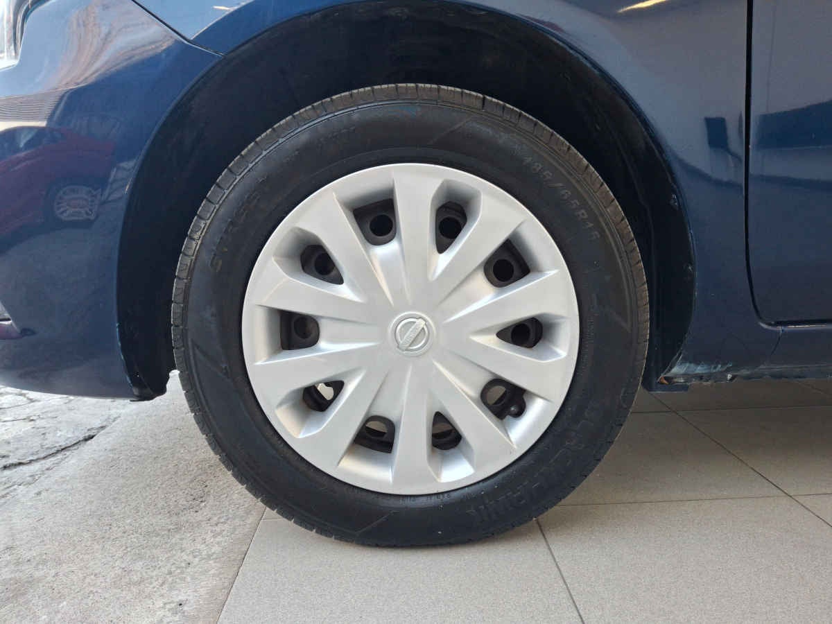 2018 Nissan Versa 4p Sense L4/1.6 Man