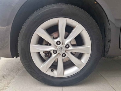 2017 Nissan Versa 4p Advance L4/1.6 Aut