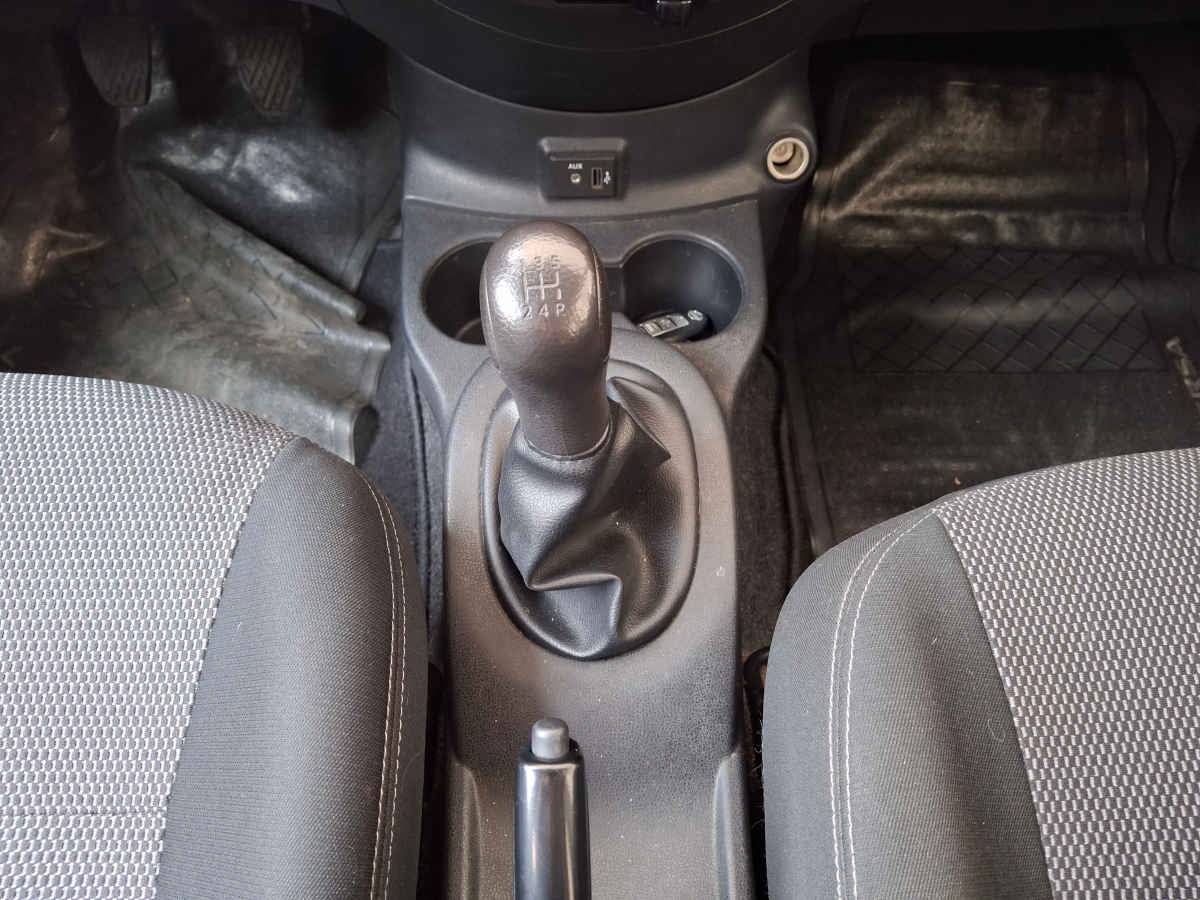 2019 Nissan Versa 4p Advance L4/1.6 Man