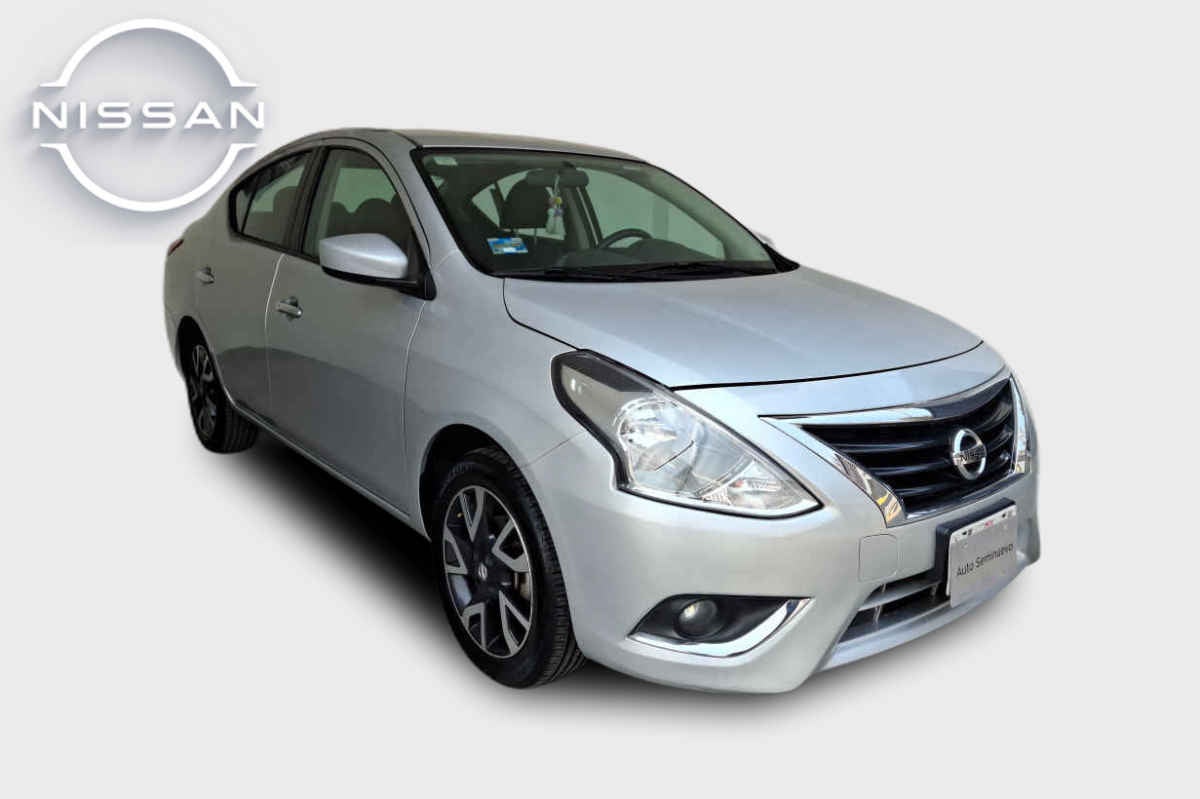 2019 Nissan Versa 4p Advance L4/1.6 Man