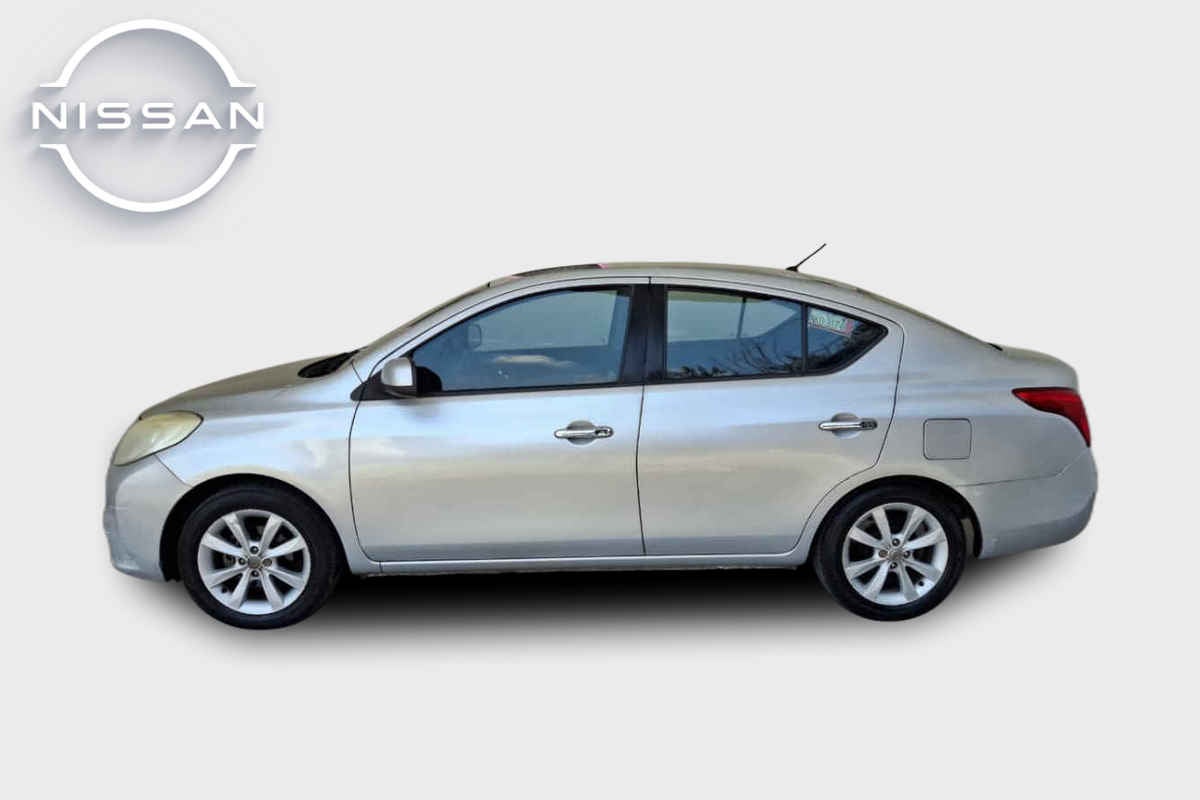 2014 Nissan Versa 4p Exclusive L4/1.6 Aut