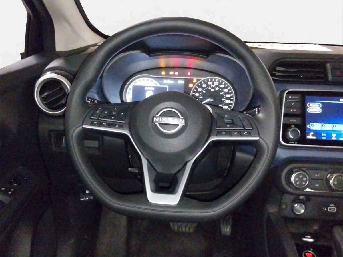 2024 Nissan Versa 4p Advance L4/1.6 Aut