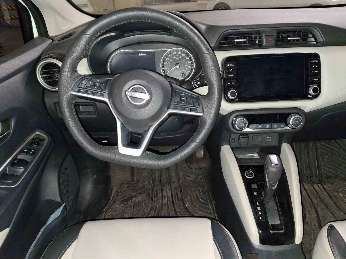 2024 Nissan Versa 4p Exclusive L4/1.6 Aut