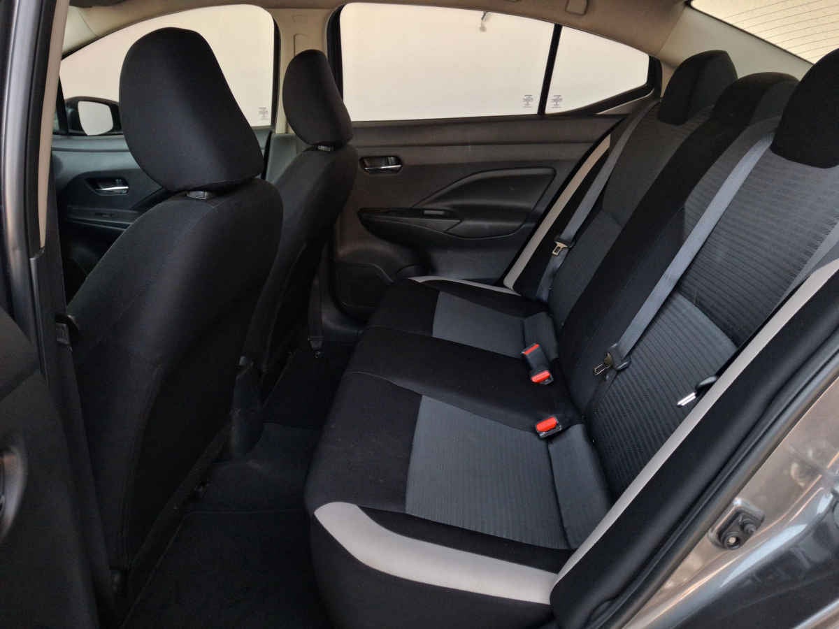 2022 Nissan Versa 4p Advance L4/1.6 Man