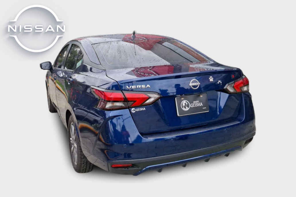 2024 Nissan Versa 4p Advance L4/1.6 Aut