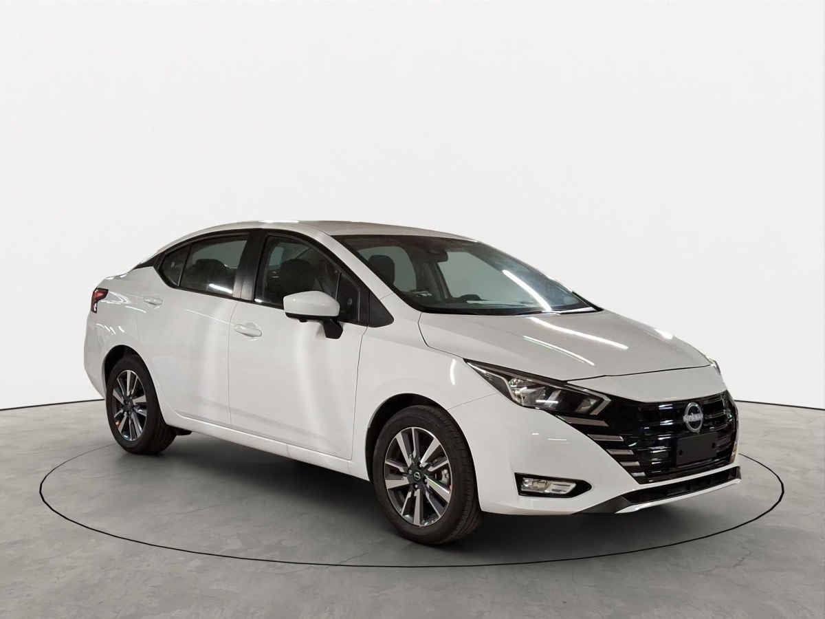 2025 Nissan Versa 4p Advance L4/1.6 Aut