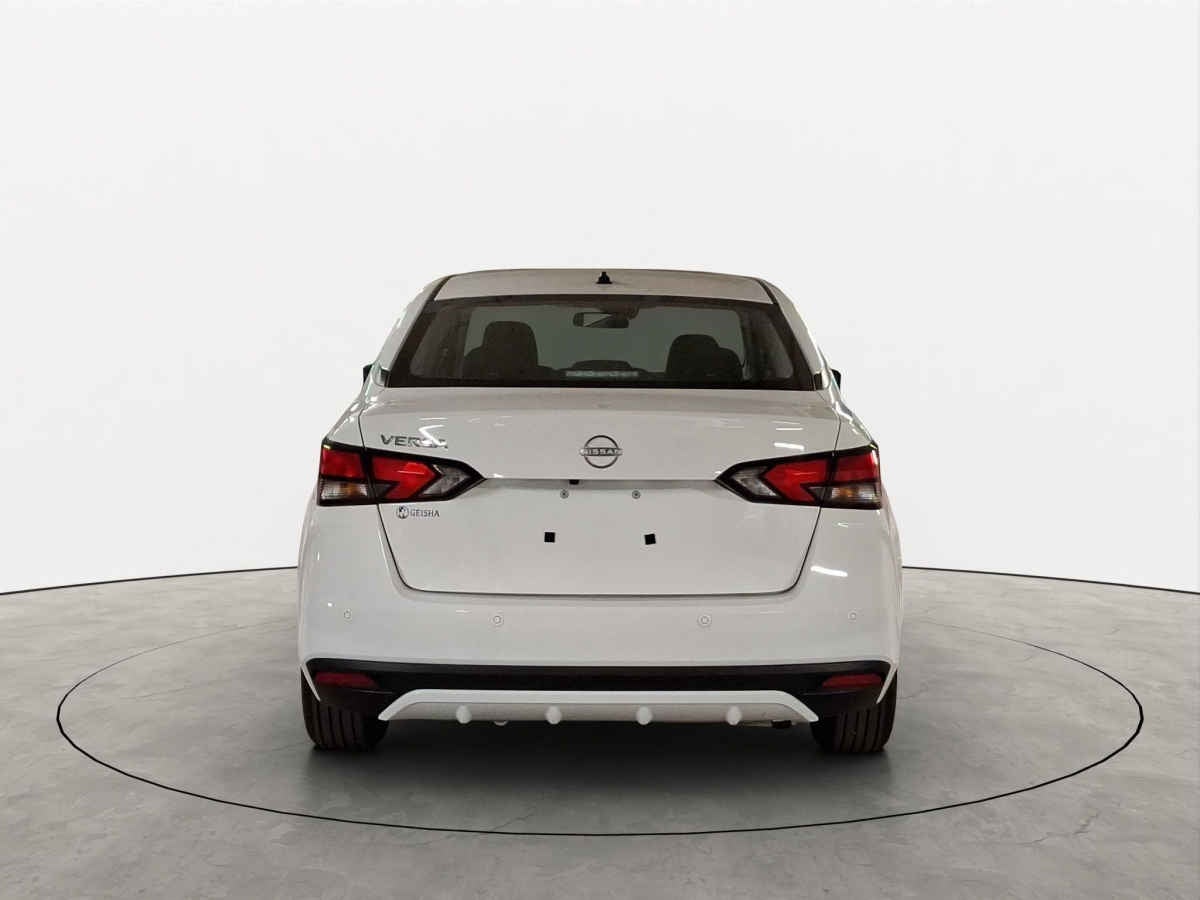 2025 Nissan Versa 4p Advance L4/1.6 Aut