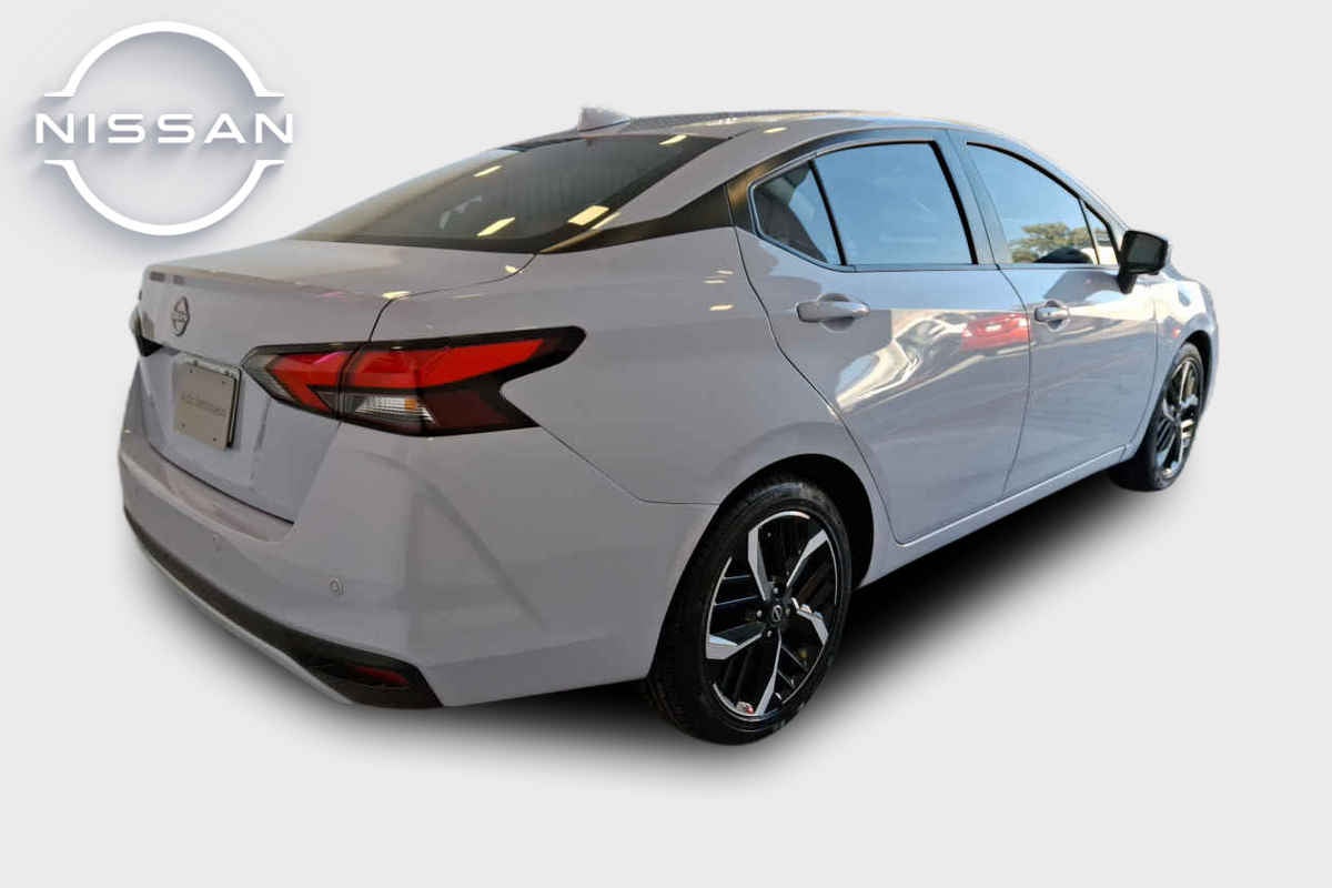 2024 Nissan Versa 4p Exclusive L4/1.6 Aut