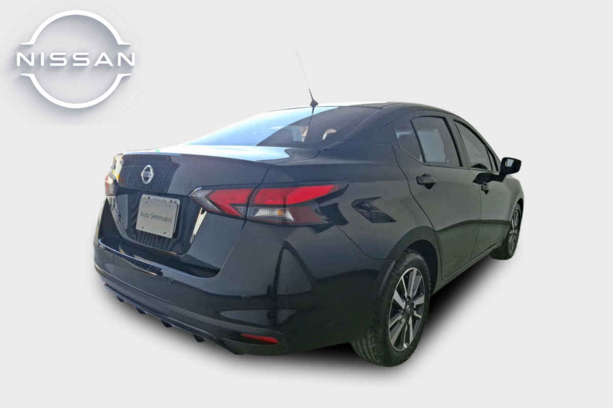 2023 Nissan Versa 4p Advance L4/1.6 Aut