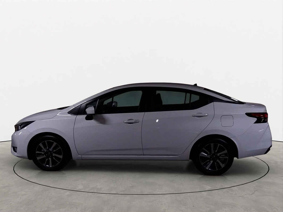 2024 Nissan Versa 4p Advance L4/1.6 Aut