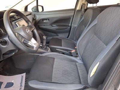 2023 Nissan Versa 4p Advance L4/1.6 Man