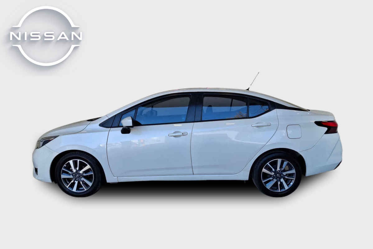 2024 Nissan Versa 4p Advance L4/1.6 Man