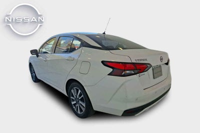 2024 Nissan Versa 4p Advance L4/1.6 Man
