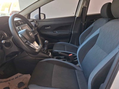 2024 Nissan Versa 4p Advance L4/1.6 Man