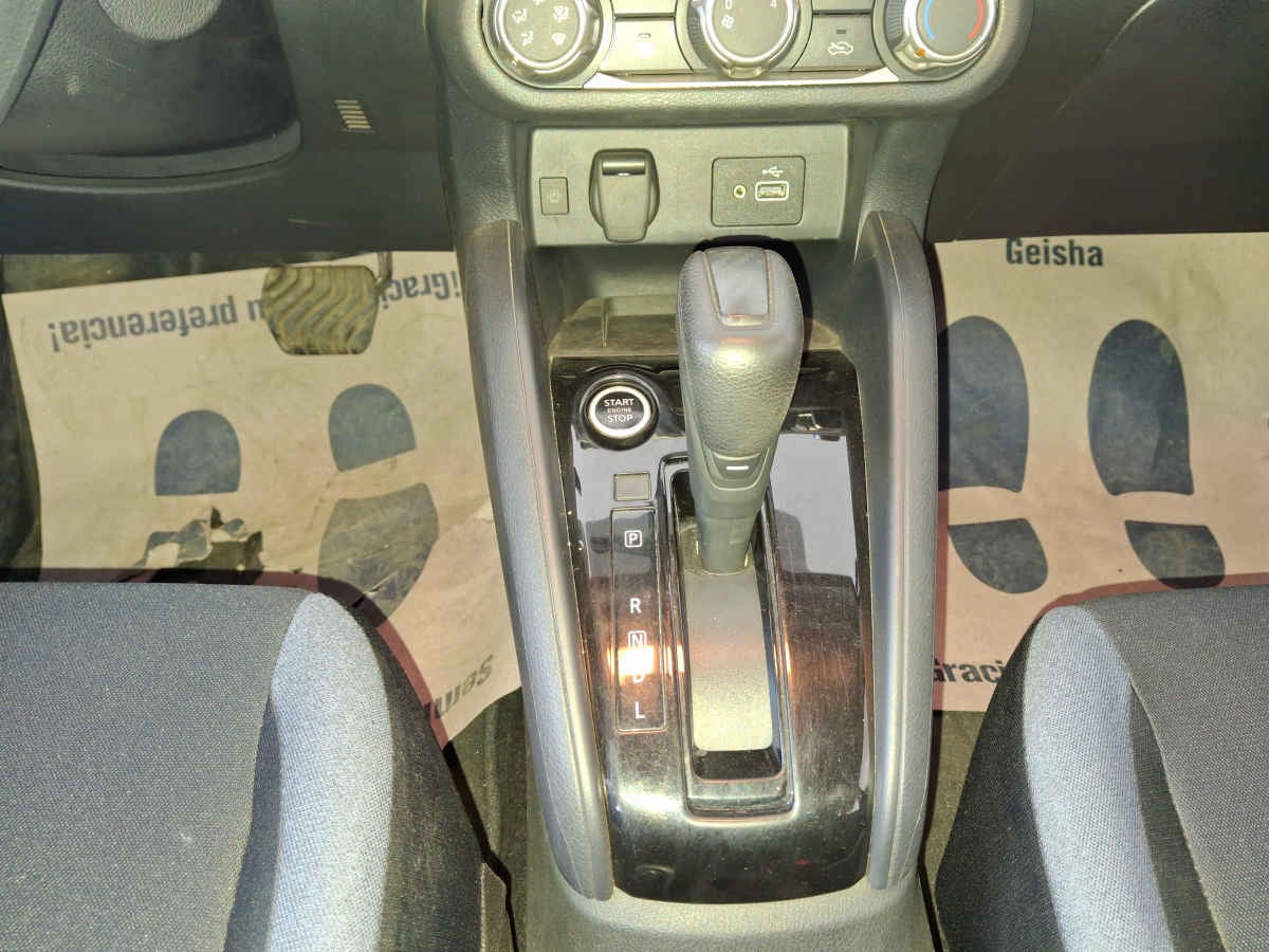 2024 Nissan Versa 4p Advance L4/1.6 Aut