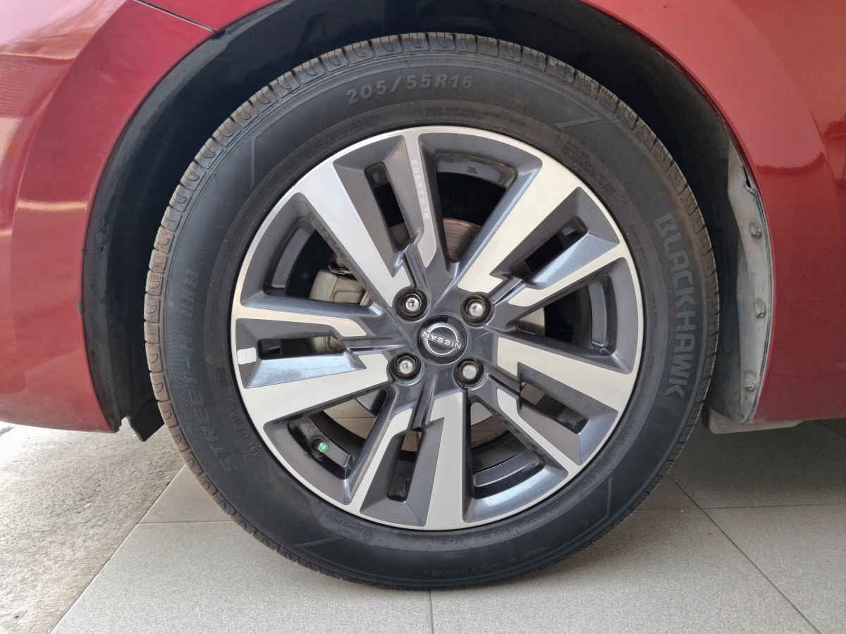 2024 Nissan Versa 4p Advance L4/1.6 Aut